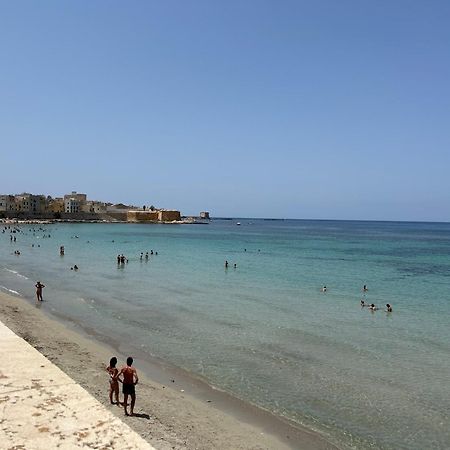 Galli Beach House Sicily Lägenhet Trapani Exteriör bild