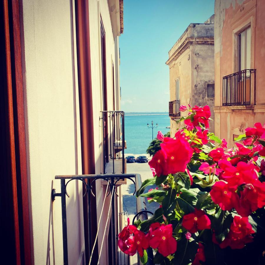 Galli Beach House Sicily Lägenhet Trapani Exteriör bild