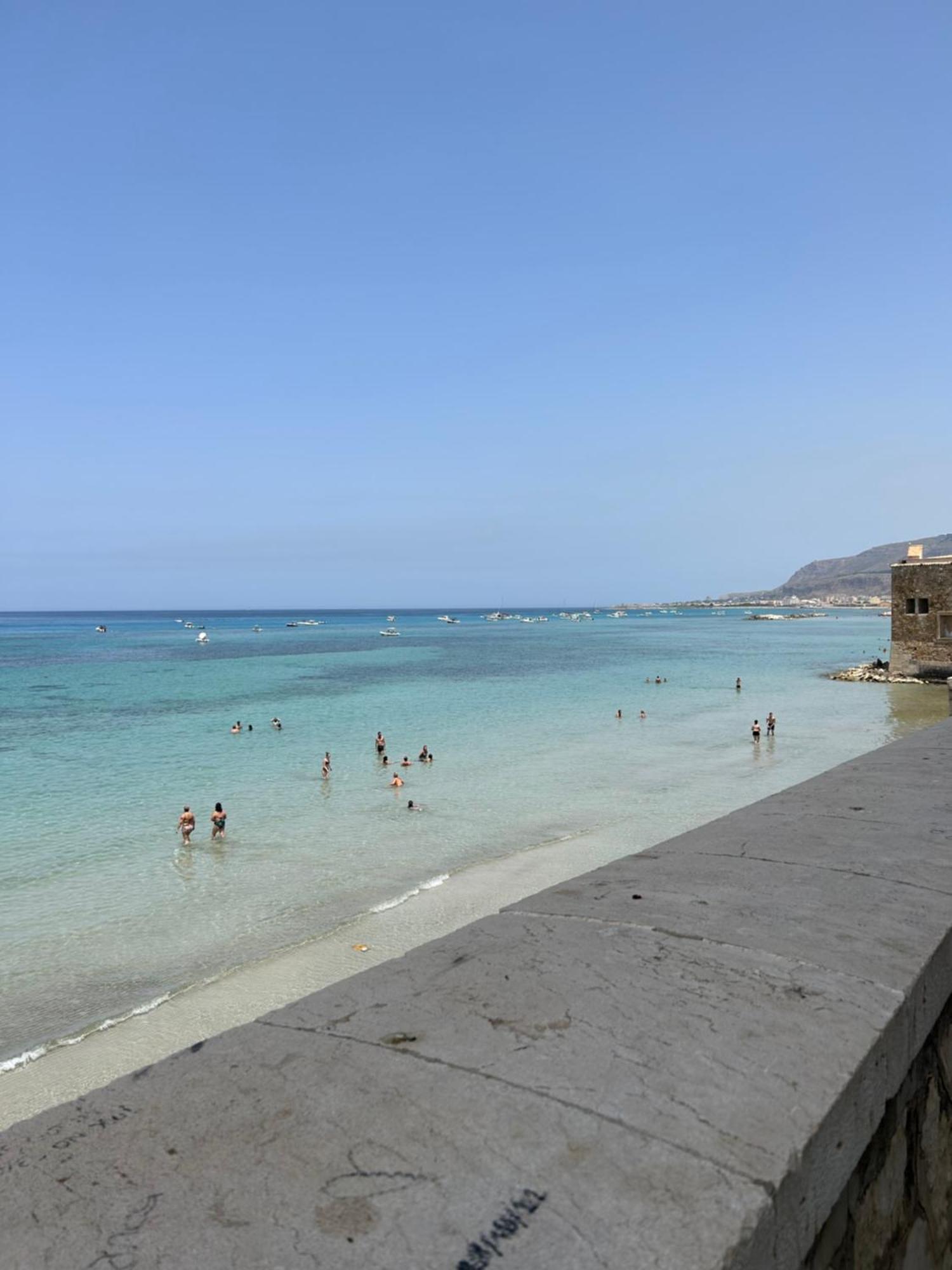 Galli Beach House Sicily Lägenhet Trapani Exteriör bild